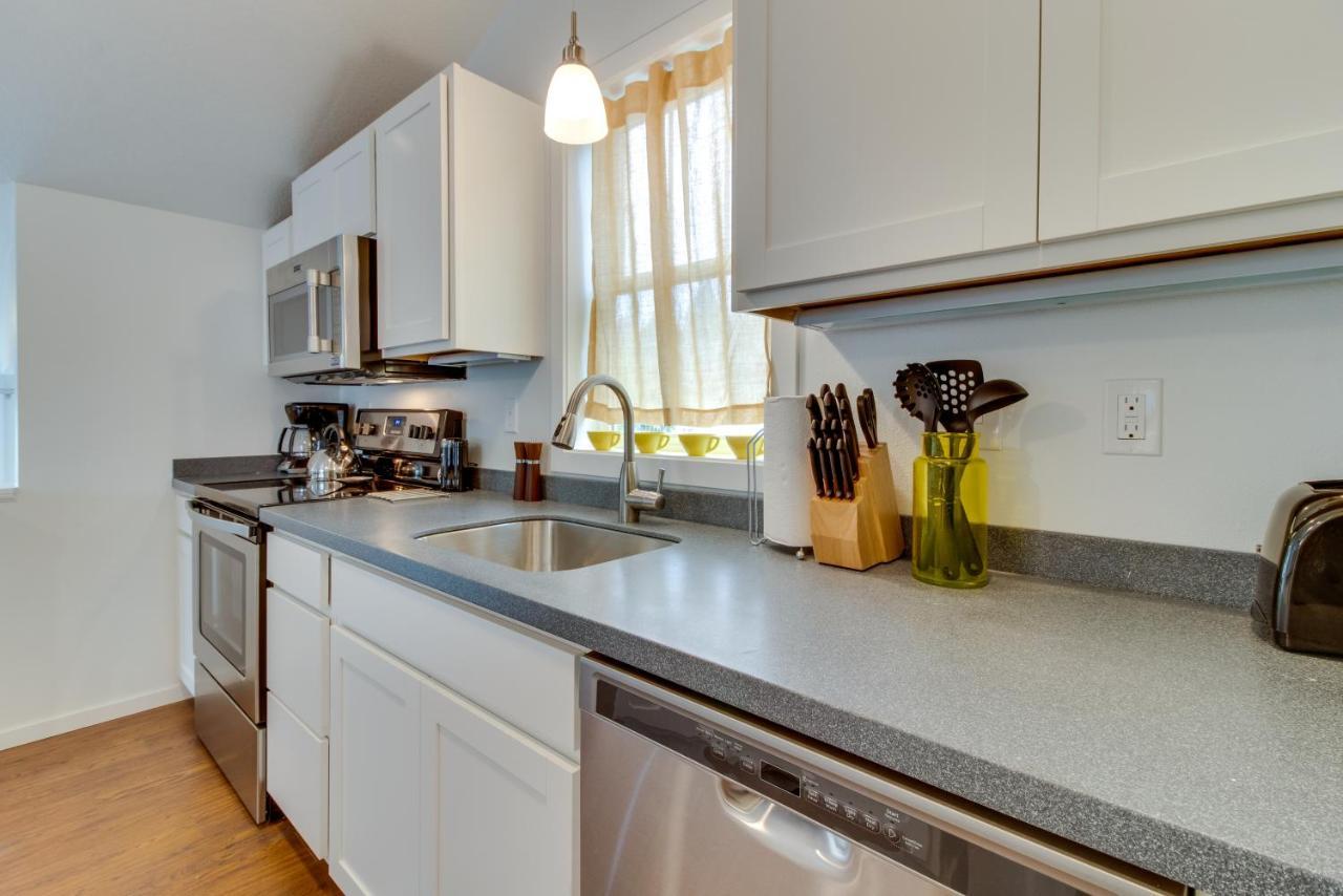 New Portland Neighborhood Studio Bagian luar foto